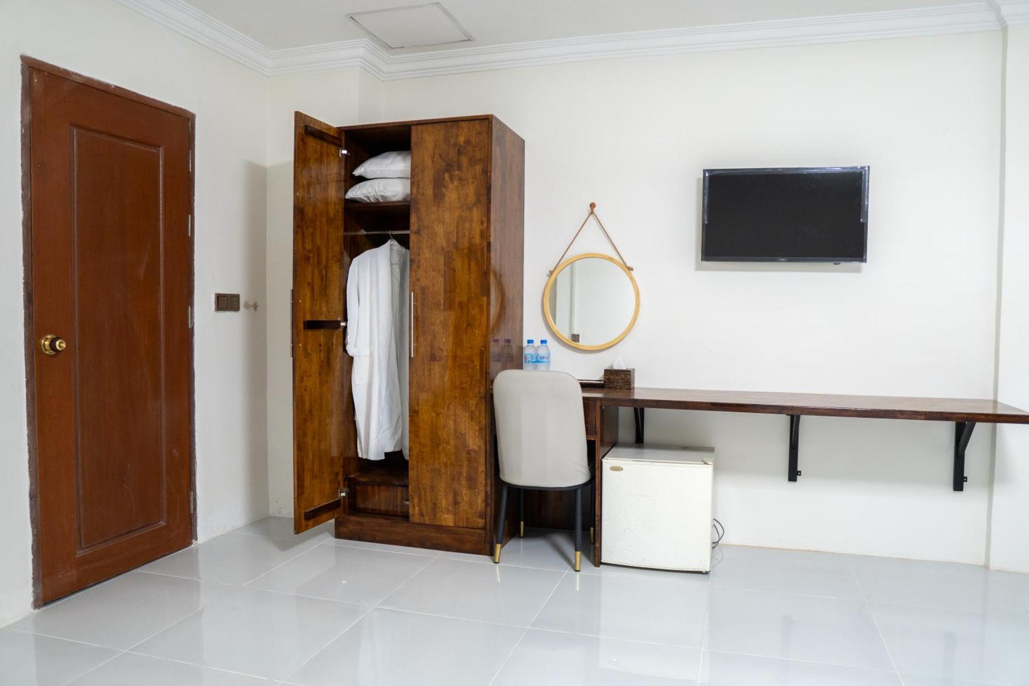 Empire House, บ้านพัก *
